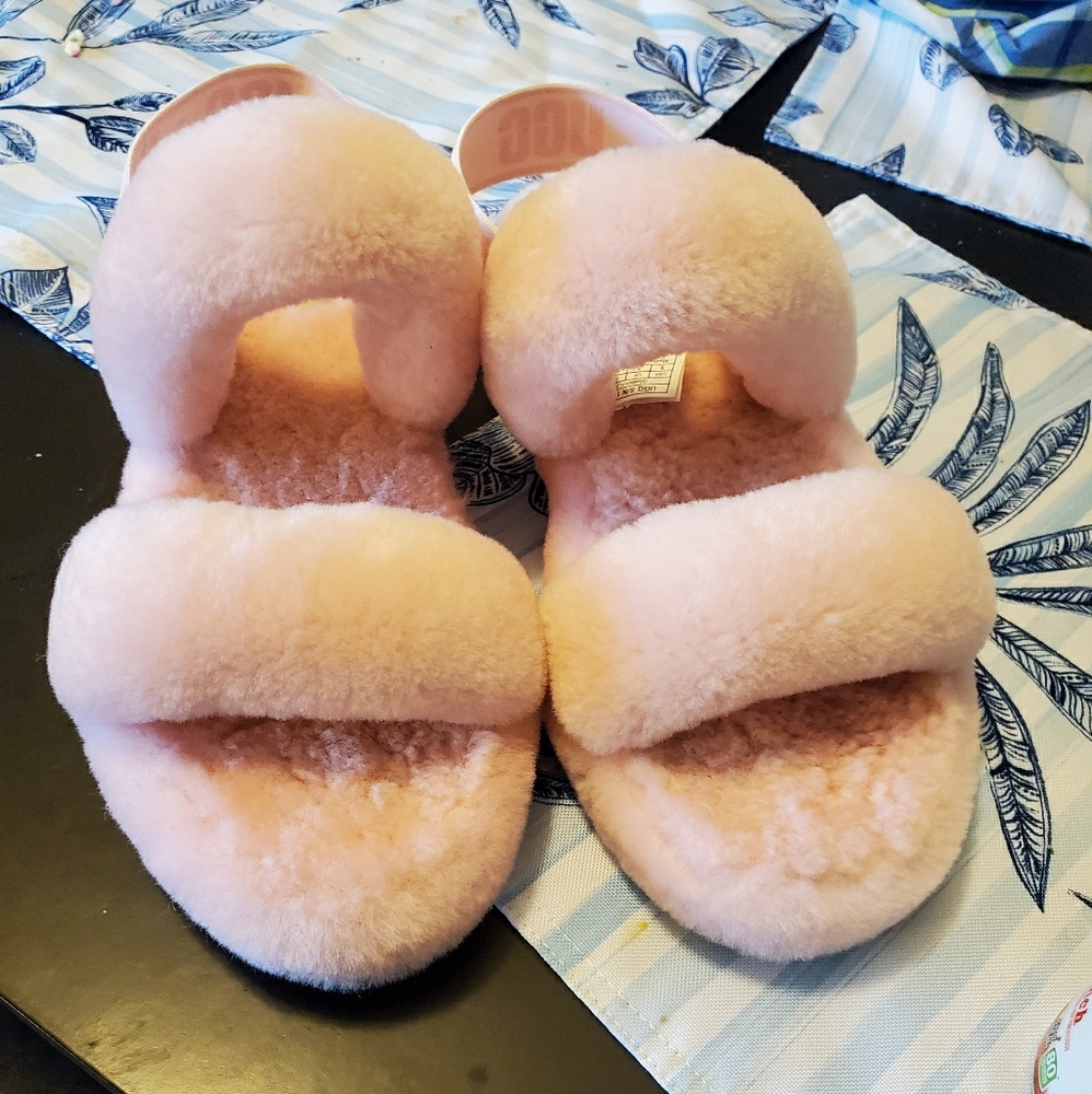 Ugg oh yeah slippers